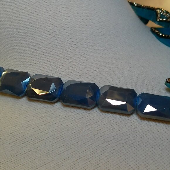 Two Toned Blue statement necklace (420) - Picture 9 of 16